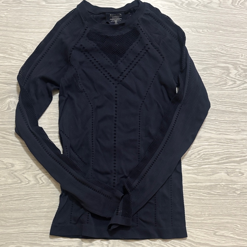 Athleta Long Sleeve Athletic Top, XS
